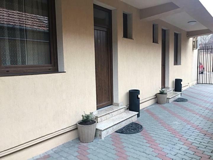 Pensiunea Max Cluj-Napoca Exterior foto